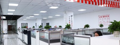 广东望京卡牌科技有限公司，一张卡牌藏着多少暖心密码