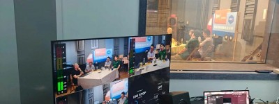 接力关爱，嘉宾张树荣夏枫金兆钧现场分享“快递小歌”新作品