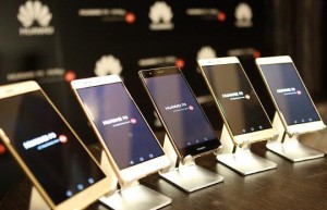 华为、OPPO出货量抢跑 手机厂商发力渠道与品牌