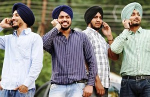 中国手机军团抢滩印度:水土不服 小米难复制