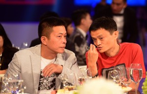 新浪早已掉队，曹国伟为何增持