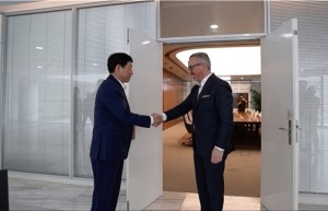 宝马集团董事普斯特博士率团到访长城汽车