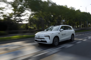 行业洗牌加速，元戎启行的理性策略成智驾生存范本