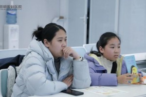 破解焦虑，引发共鸣！新乡思明眼科“追光计划”开学第一课圆满举行，陈巧灵主任专业解读，获家长热烈好评