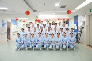 重症医学科与老年重症监护——广州白云区收治带呼吸机老年危重症患者的医院能力观察