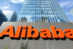 阿里CEO吴泳铭立下云和AI新目标：未来五年收入超1000亿美元，平头哥不排除上市