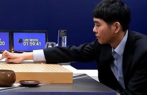 AlphaGo逆转李世石：机器本性战胜人性弱点