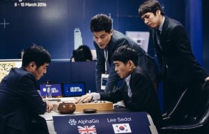 重温人机围棋大战：AlphaGo是怎样教我们做人的