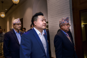 中创教育杨镒天先生带领百位企业家 赴尼泊尔商务游学交流考察