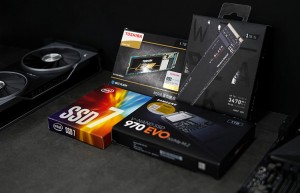 同是高端旗舰原厂颗粒NVMe固态硬盘 为何RD500是最