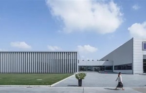 通快集团多维创新技术亮相上海光博会，战略布局智能制造与半导体新赛道