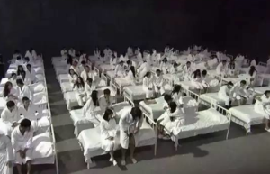 全网超500万播放引大量争议 杜蕾斯直播首秀难言成功