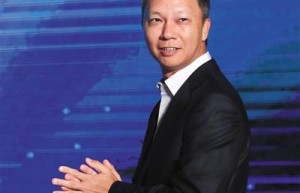 阿里首次披露合伙人退休制：47岁陆兆禧退休，井贤栋成董事