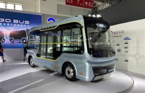 能合法上路的无人驾驶巴士！蘑菇车联发布MOGO BUS