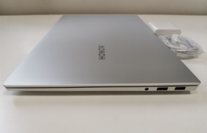 荣耀Magicbook pro成便携笔记本最佳选择