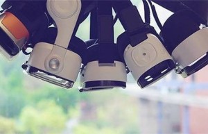 国产手机炒作VR 搅局者还是救命稻草？