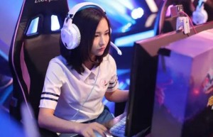 200亿的市场、利润空间却不到10亿？直播平台转型焦虑