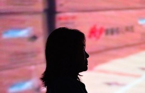 董明珠：大家选择不用小米手机是因为质量不行
