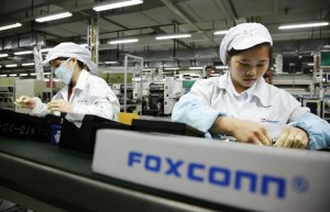 “代工之王”富士康的焦虑：iPhone是蜜糖也是砒霜