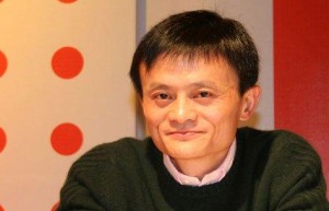 马云获世界首个科技创业名誉博士学位 鼓励年轻人持续学习