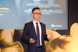 华为林伟：从电信云原生到AI原生，加速电信业务AI创新