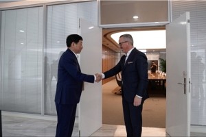 宝马集团董事普斯特博士率团到访长城汽车